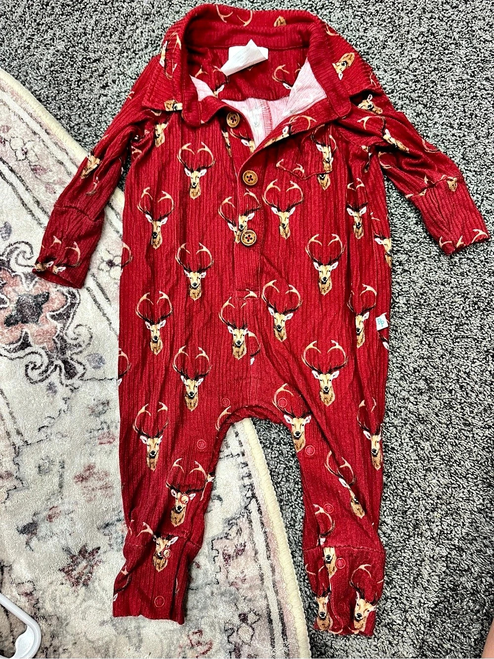 Posh Peanut Red Deer Print Baby Romper Size 9-12M Like New